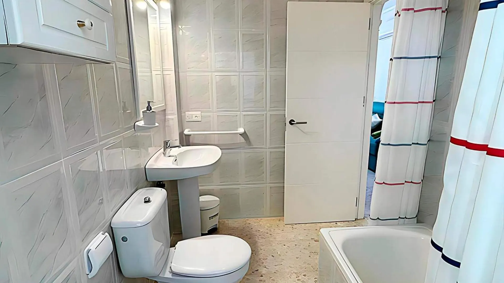 شقة Apartamento Comodo Cerca De La Playa كونيل ذي لا فرونتيرا