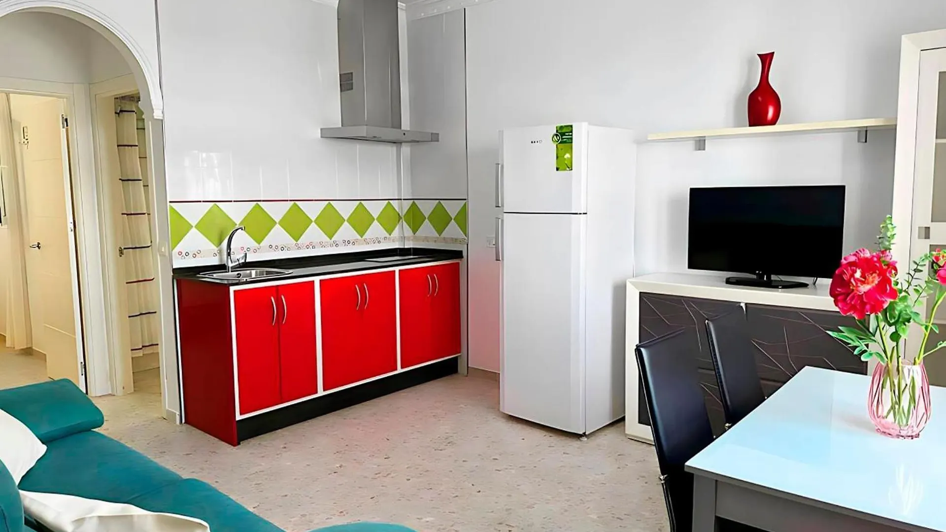 Apartamento Comodo Cerca De La Playa كونيل ذي لا فرونتيرا